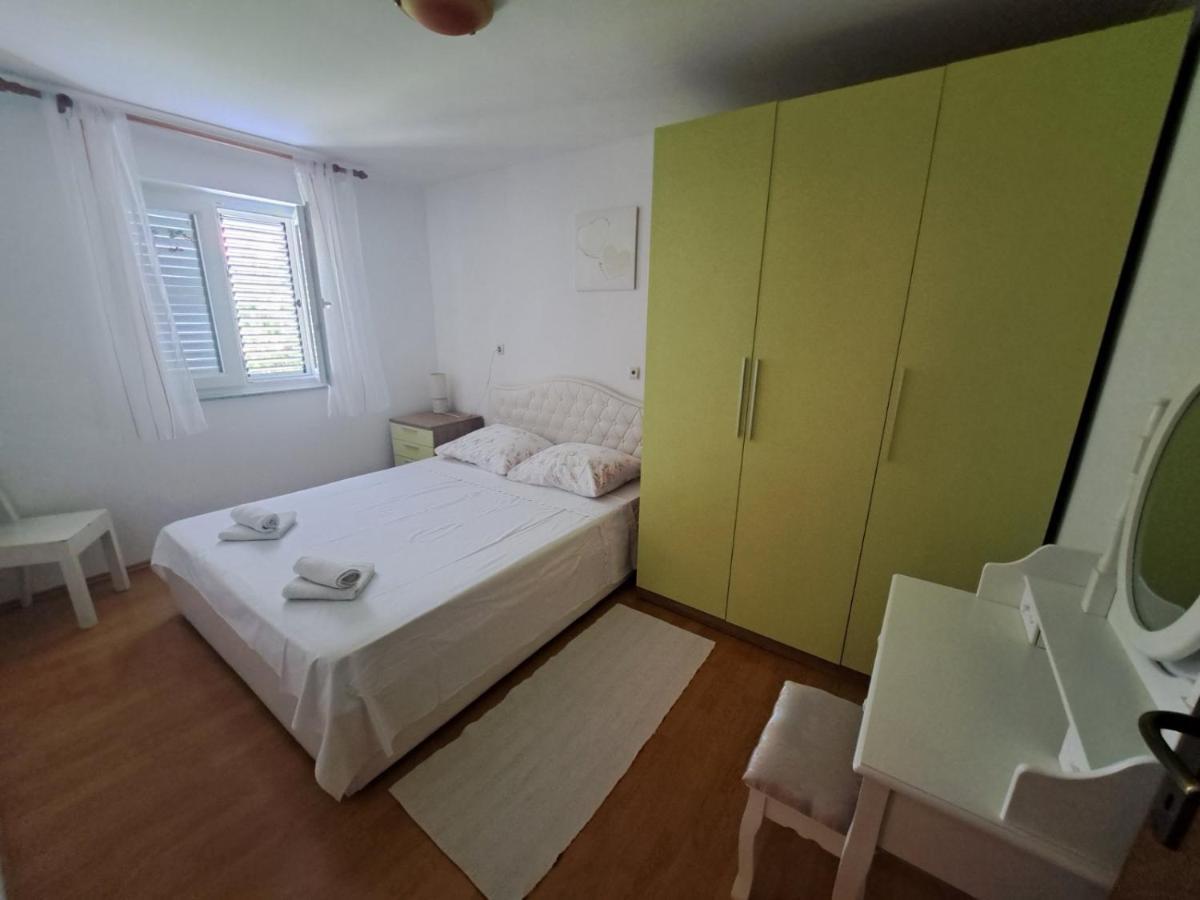 Apartmani Dijana Palit Ngoại thất bức ảnh